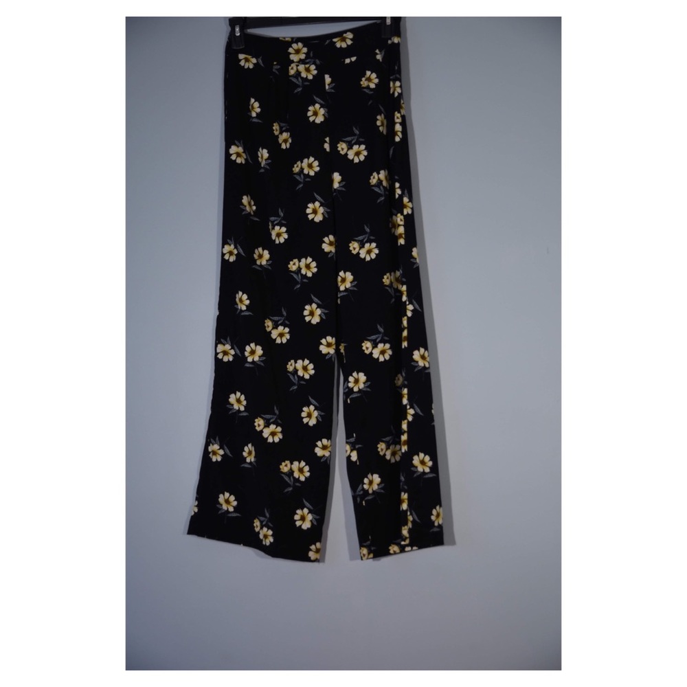 Black floral wide leg chiffon-type material pants